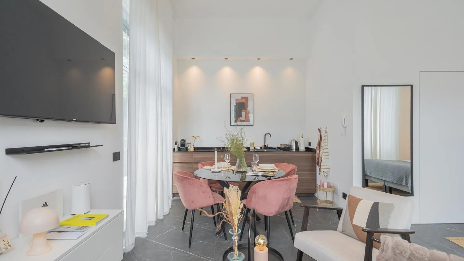 Piccola Como Lotus By Rent All Como Carate Urio Διαμέρισμα
